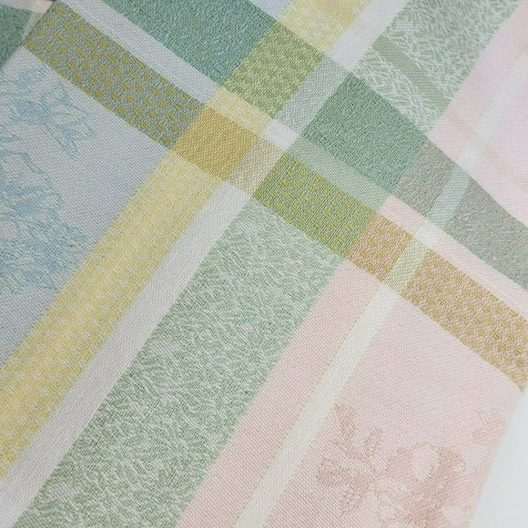 Martha Stewart Jacquard  Flowers and Plaids Pastel Color Tablecloth 60x84 Oblong - Picture 14 of 16